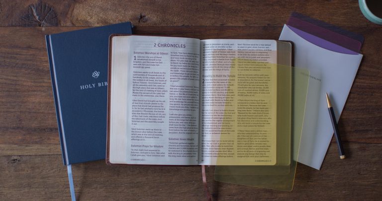 Holy_Bible_Dyslexia_Friendly_Editions-02-L.jpg