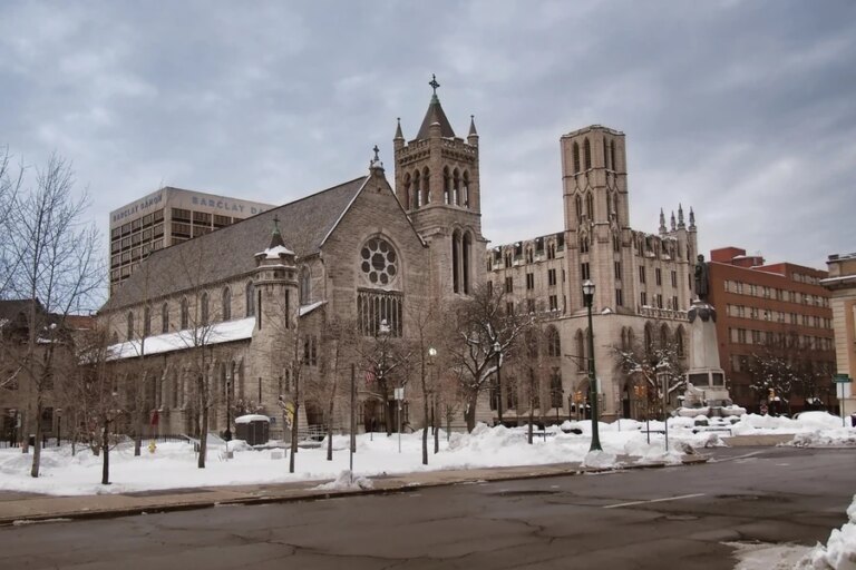 The_Cathedral_of_the_Immaculate_Conception_in_Syracuse_New_York_Credit_debra_millet_Shutterstock.jpg