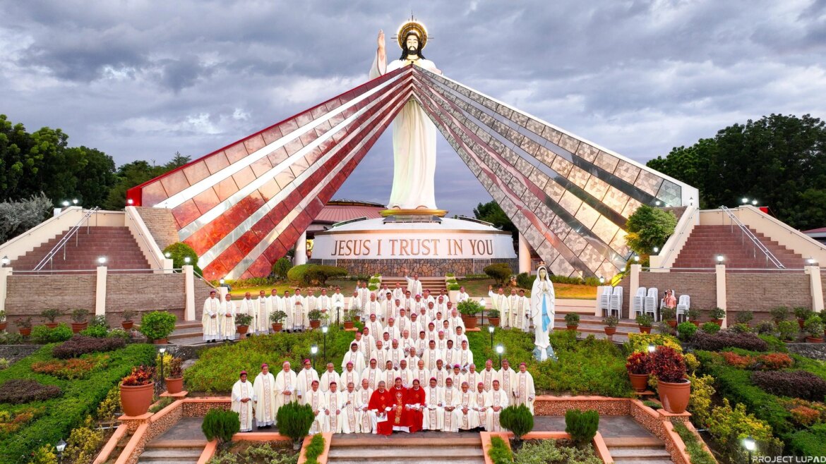 divinemercyphil-1.jpeg
