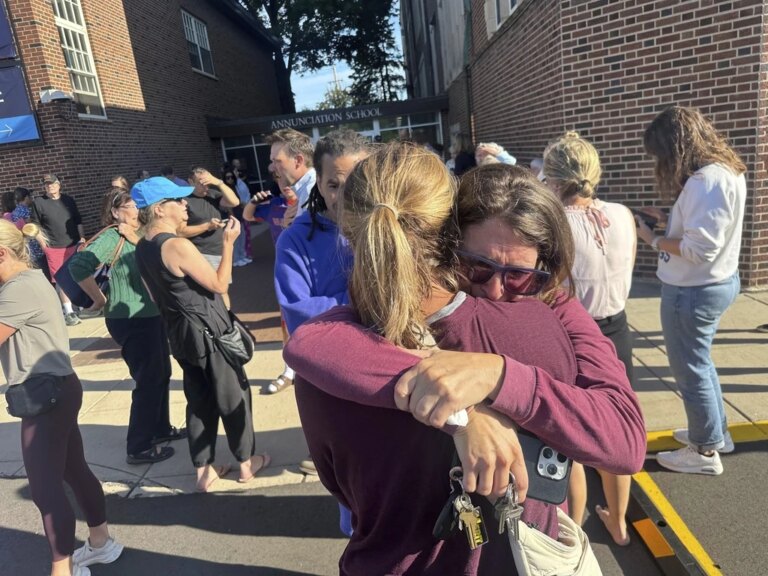 minneapolisshooting1082725.jpg