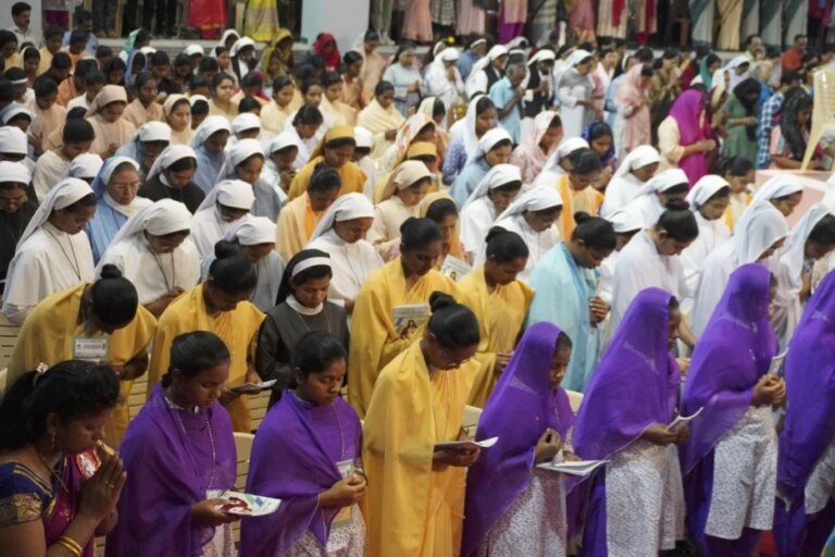 nuns-in-habits-and-novices-at-indore-bible-convention-in-oct-2023-in-bjp-ruled-madhya-pradesh-state44.jpg