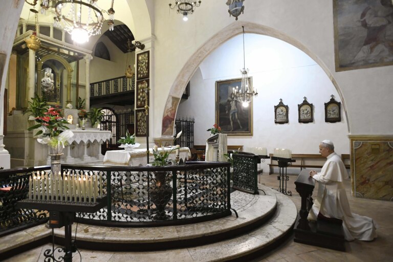 p.leo_.marian.shrine.jpg