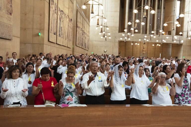 Mass_in_Recognition_of_All_Immigrants_Photo_courtesy_of_the_Archdiocese_of_Los_Angeles.jpg