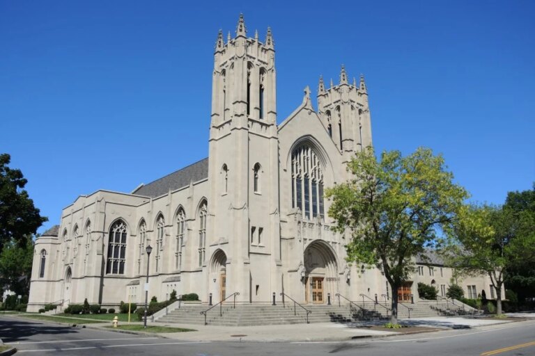 SacredHeartCathedralRochesterNewYorkWestView.jpg