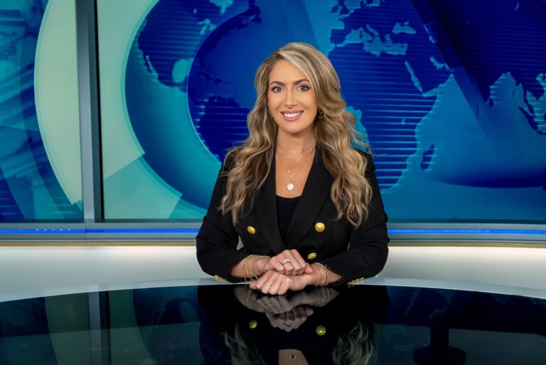 veronica-dudo-desk-black-jacket.jpeg