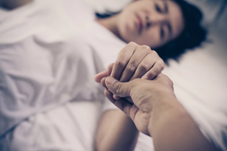 womanpatienthospital082925.jpg