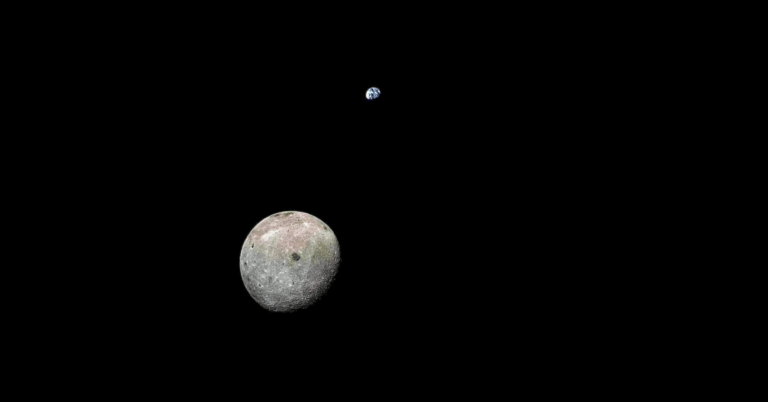 Dark-Side-of-the-Moon-Wide-Screen.png