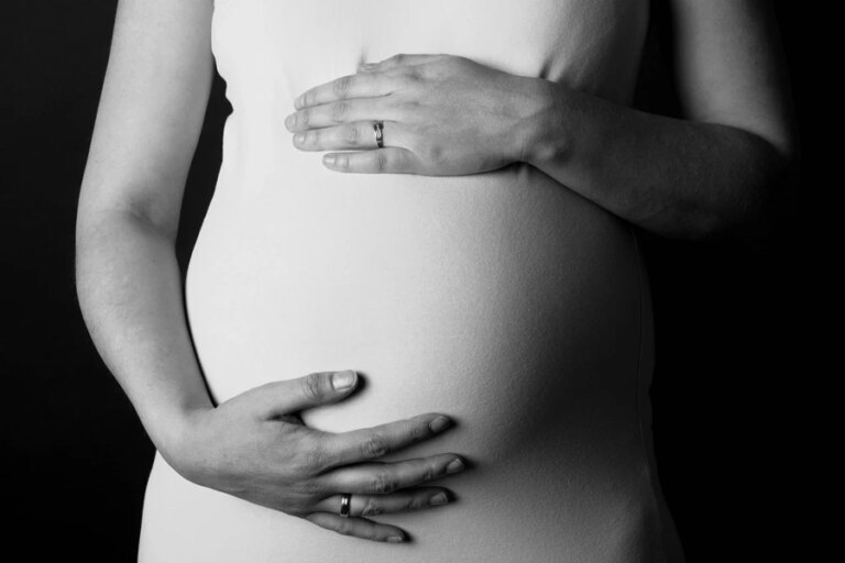 Pregnancy_pregnant_woman_prolife_Credit_Tatiana_Vdb_via_Flickr_CC_BY_20_CNA_12_18_14.jpg