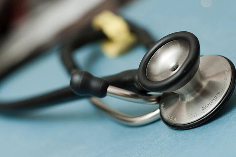 Stethoscope_Credit_Mike_Blackburn_via_Flickr_CC_BY_NC_SA_20_CNA_11_11_15.jpg