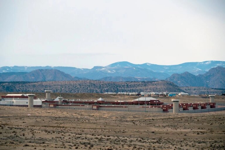 adxflorenceprison101025.jpg