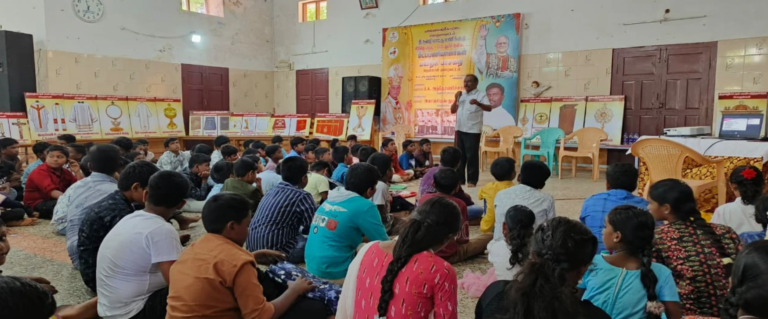 altar-server-training-diocese-of-palayamkottai.png