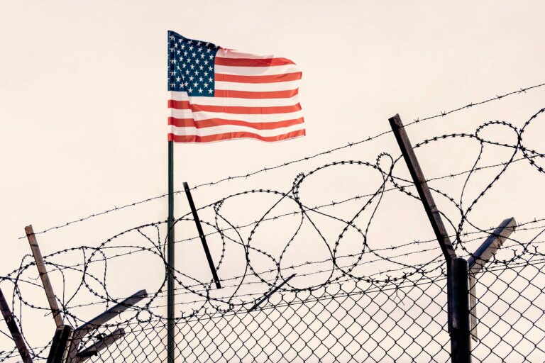 flagbarbed.jpg
