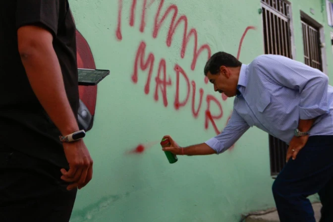 madurospraypainting.jpg