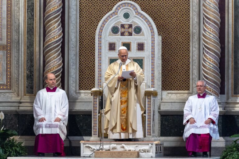 251009-feast-of-the-dedication-of-the-basilica-of-st-john-lateran-daniel-ibanez-4.jpg