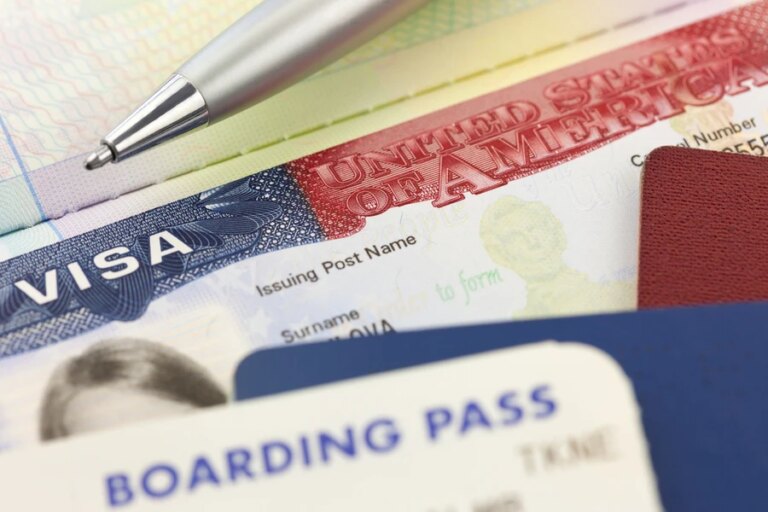 Visa-Taiga-Shutterstock.jpg