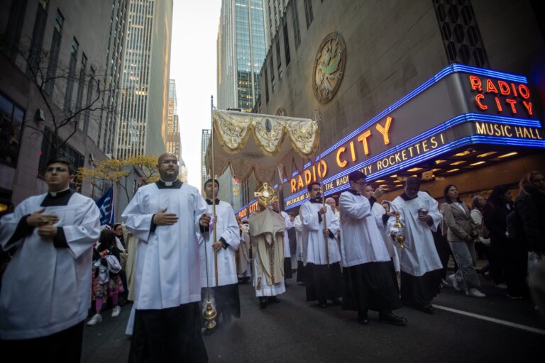 napaprocessionnyc2024jeffreybruno-103.jpg
