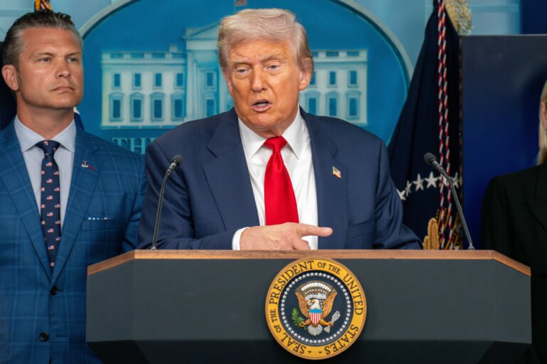 trump-hegseth.jpg