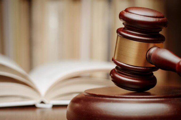 Gavel_courtroom_Credit_sergign_Shutterstock_CNA.jpg