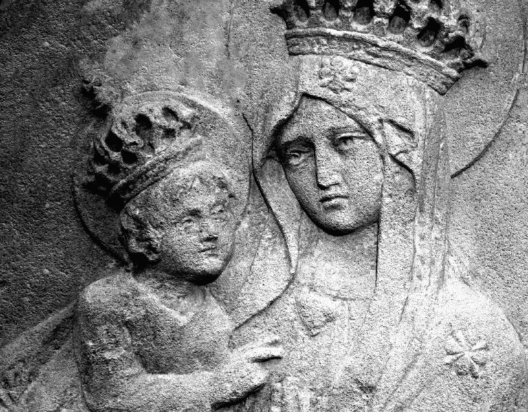 blessed-mother-with-jesus-.jpg