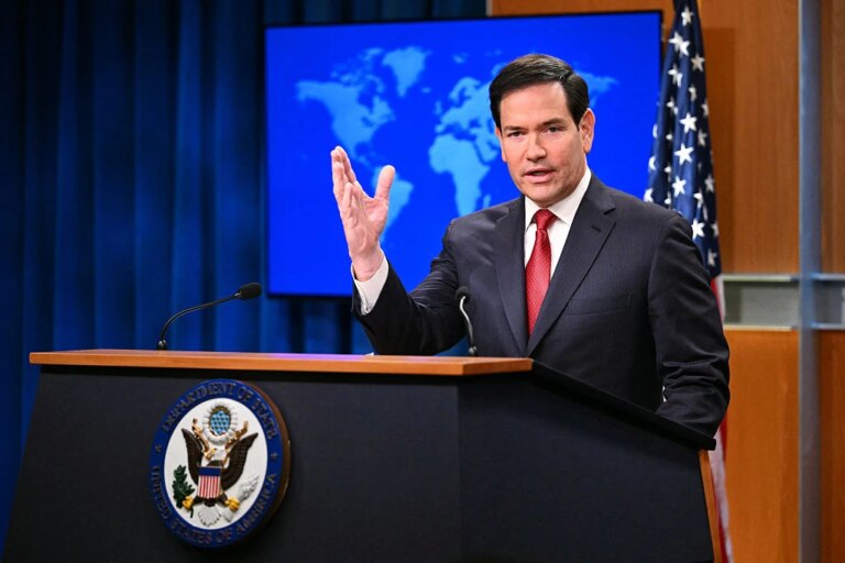marcorubio121825.jpg