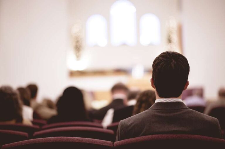 peopleinchurch092624.jpg