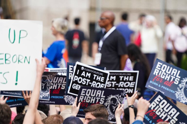 rally-signs.jpg