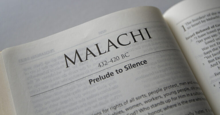 12004-13624-bible-title-malachi-sparrowstock.jpg
