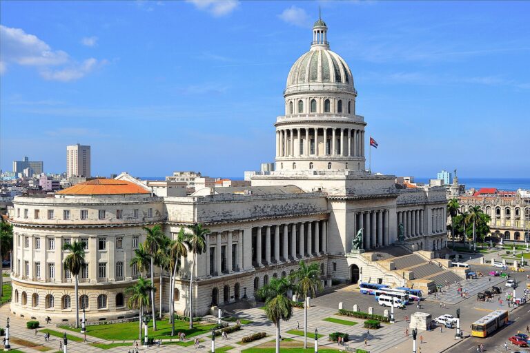 el-capitolio-havana-cuba.jpg