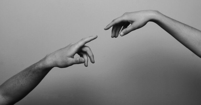 19503-hands-reaching-out-to-eachother-gettyimages-j.jpg