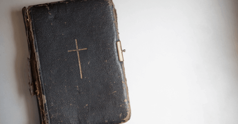 Old-Worn-Out-Bible.png