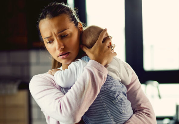 25382-worried-mother-gettyimages-drazen-zigic.jpg